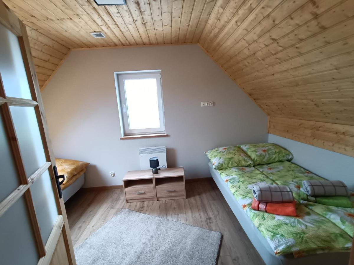 Holiday home Zielona Ostoja - Caloroczne Z Wlasna Linia Brzegowa