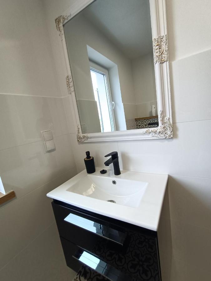 Zielona Ostoja - Caloroczne Z Wlasna Linia Brzegowa Holiday home