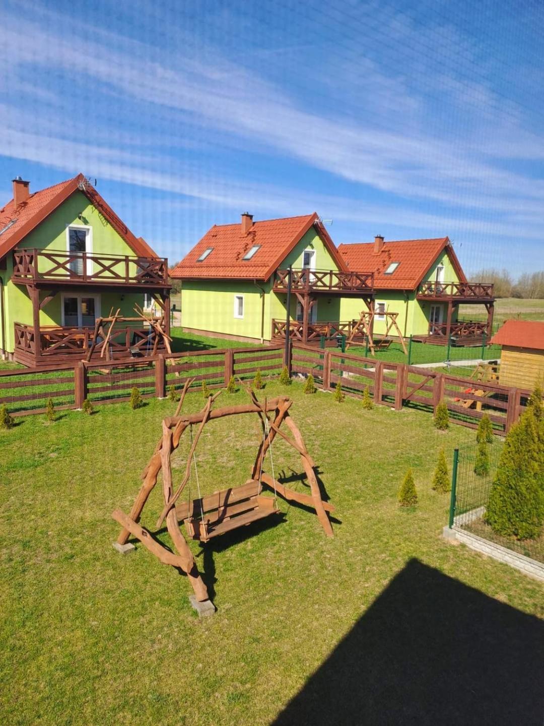 Zielona Ostoja - Caloroczne Z Wlasna Linia Brzegowa Holiday home Prazmowo